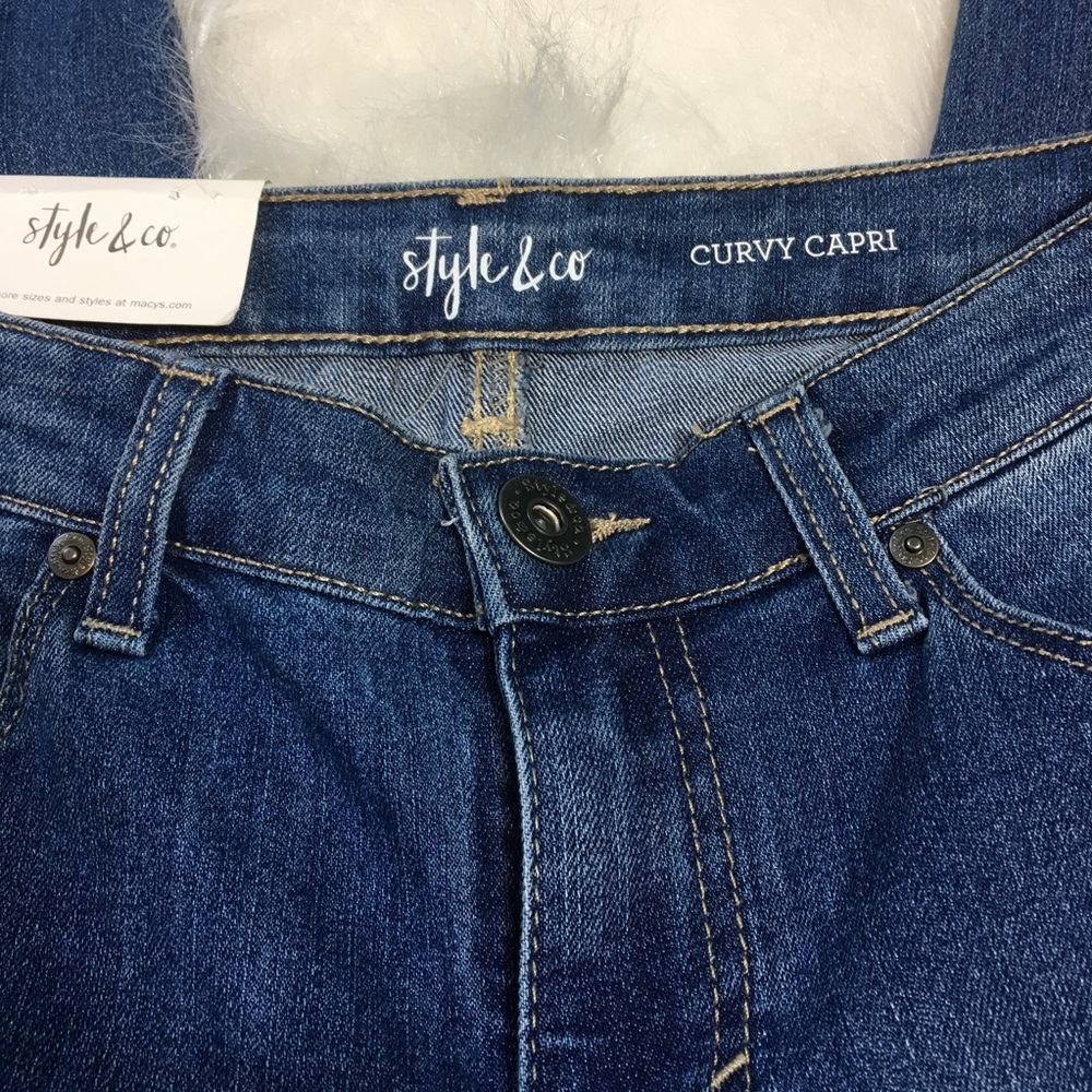NWT Style & Co Curvy Capri, Waist Laying Flat 15 - Picture 3 of 4